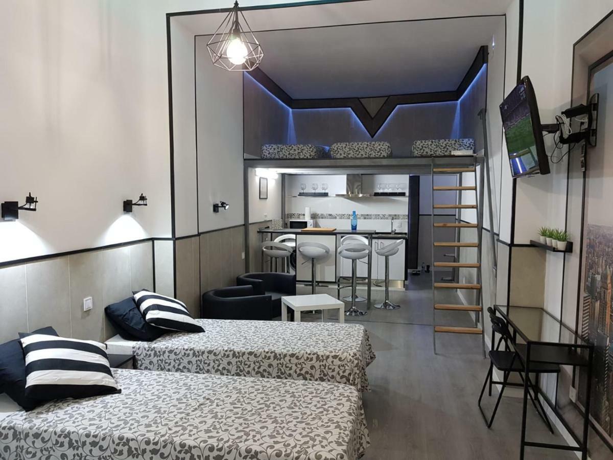 Estudio Calle Mayor Lägenhet Madrid Exteriör bild