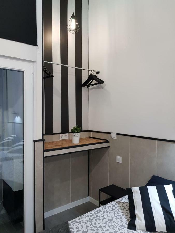 Estudio Calle Mayor Lägenhet Madrid Exteriör bild